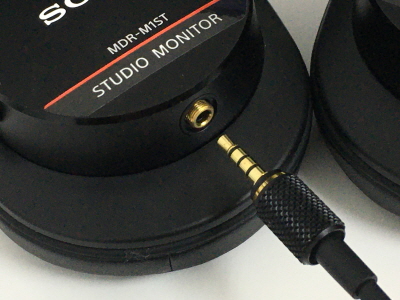 【新品未使用】SONY MDR-M1ST Amazon.com: Sony / MDR-M1ST Wired High Resolution Monitor